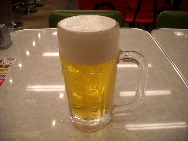 04 グルメコート 生ビール
