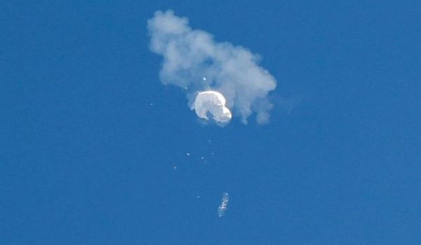 中国偵察気球、複数の米軍基地から情報収集か＝報道
