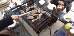 牡蠣を焼く