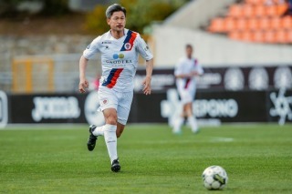 56 years 1 month and 24 days Kazu Miura is the oldest player ever to play in Portugal
