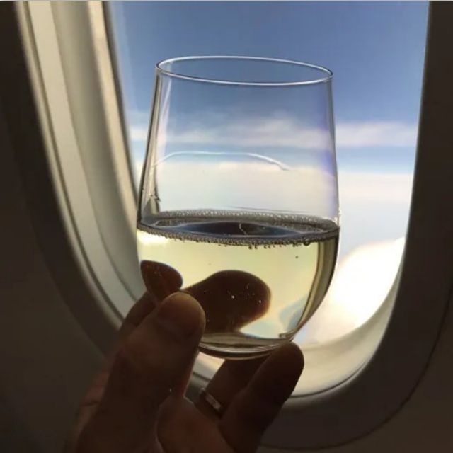 機上で酒
