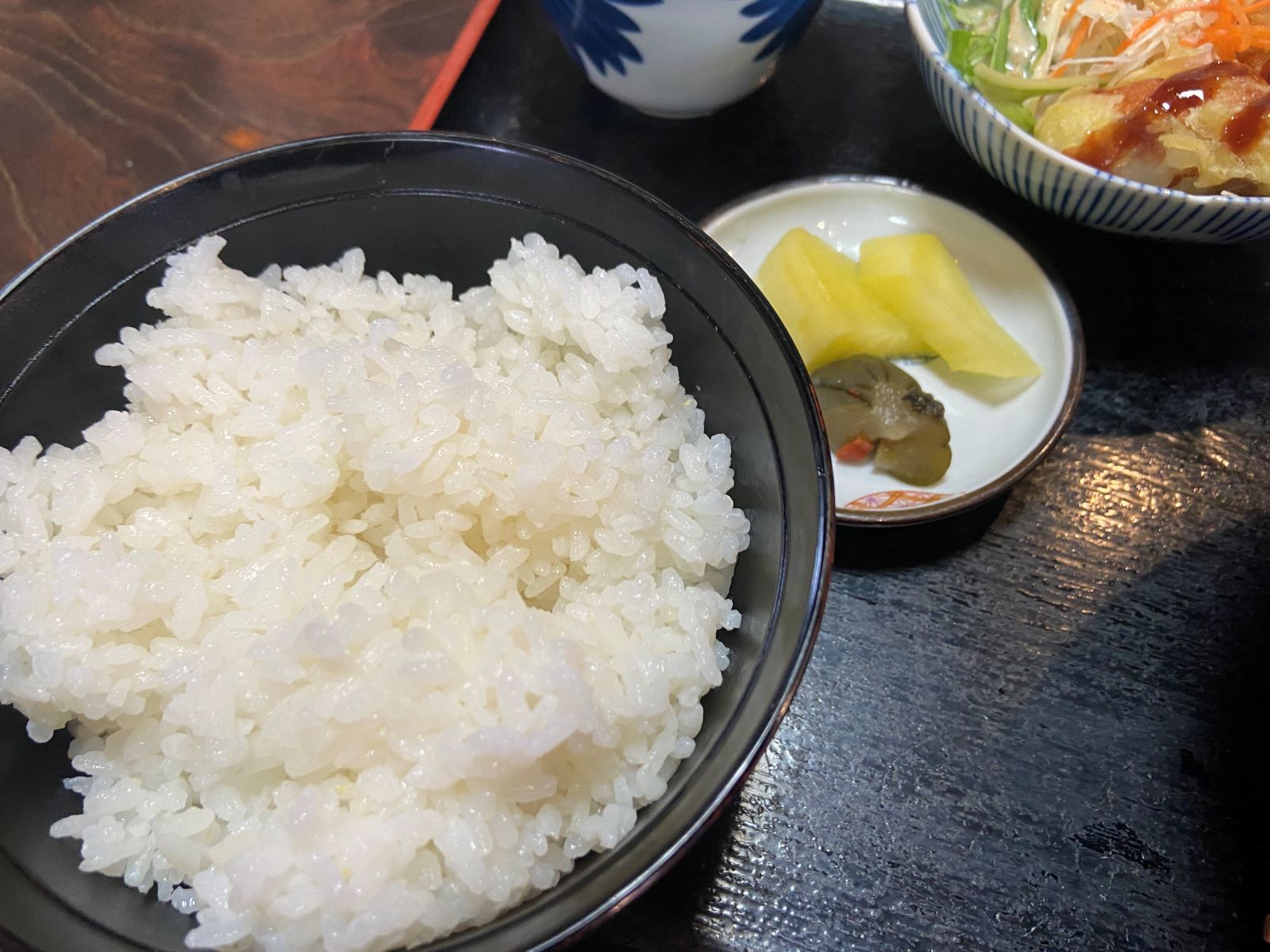 大阪屋　ラーメン定食　ご飯と漬物