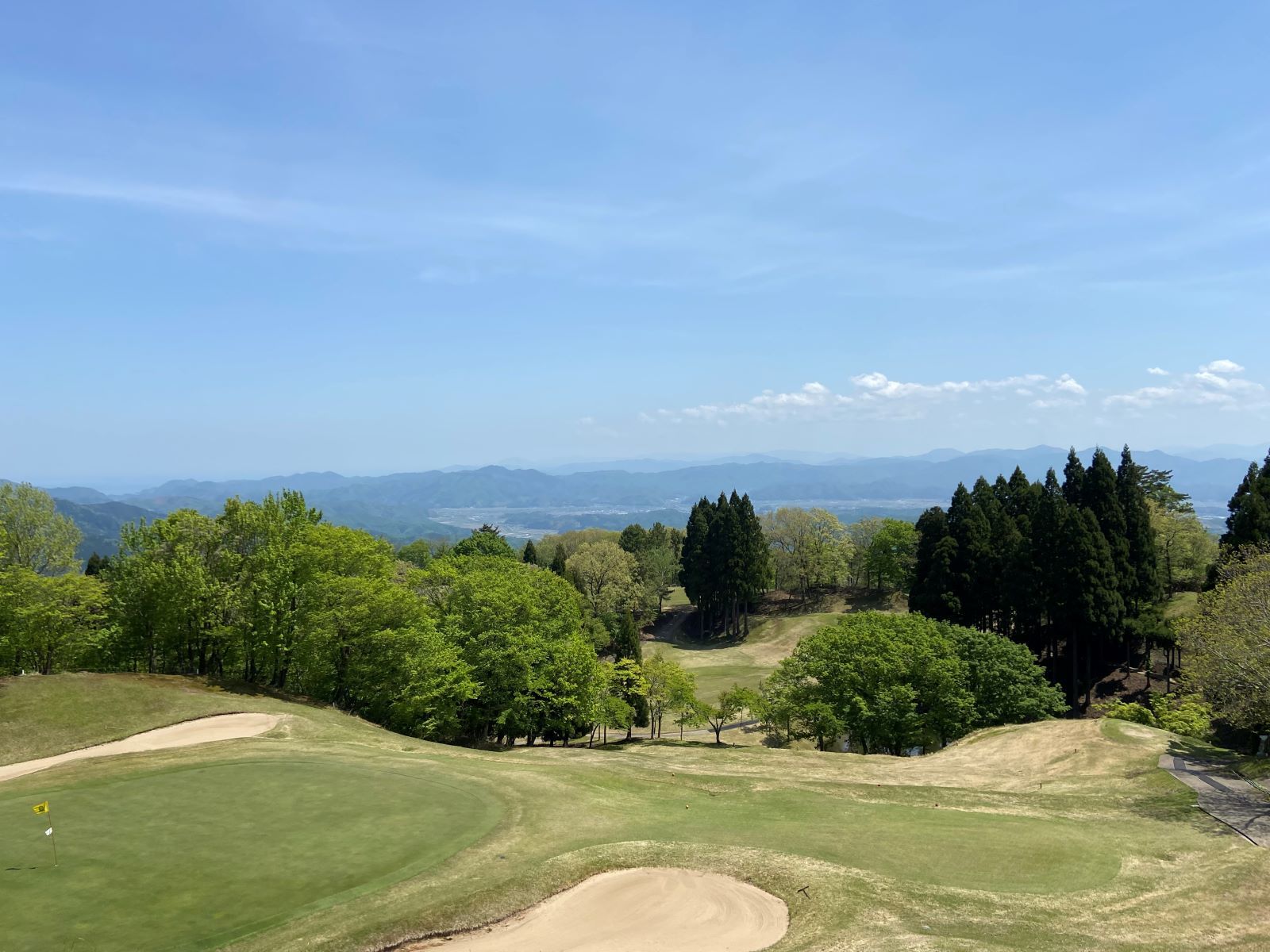 大岡山ゴルフクラブ　１６番からの眺め