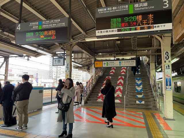 東神奈川駅1